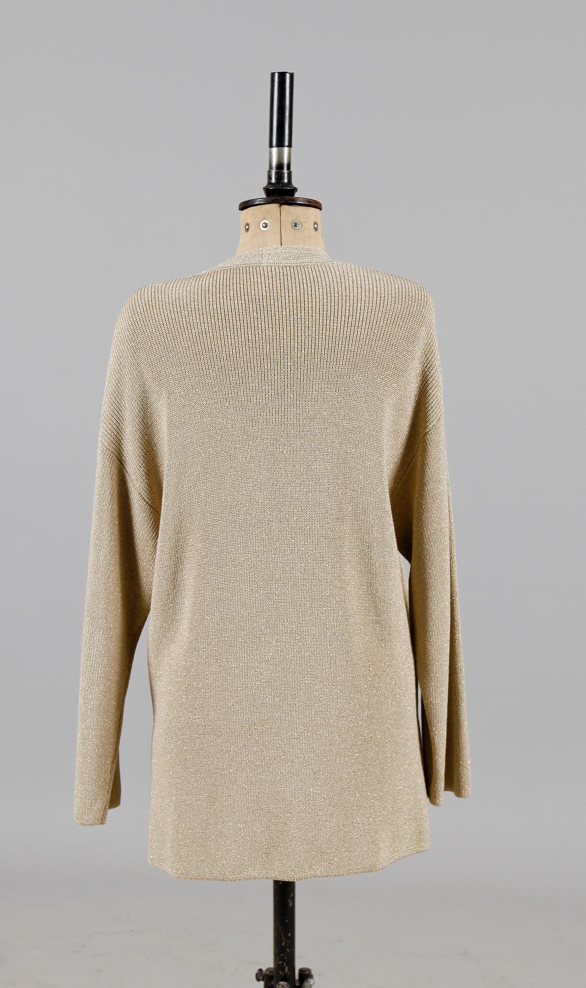 KOFTA, BLUS OCH KLÄNNING, Escada by Margaretha Ley.