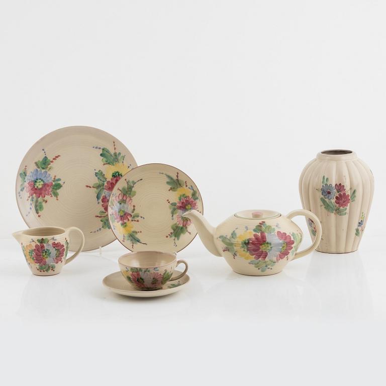 A 21-piece tea service, Arabia, Finland, 1940's.