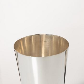 Wiwen Nilsson, vase, sterling silver, Anders Nilsson, Lund 1955.