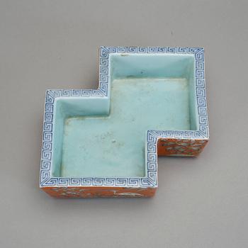 FAT, porslin, Kina, modern tillverkning.