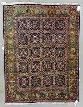 MATTA, orientalisk. Ca 190x144 cm.