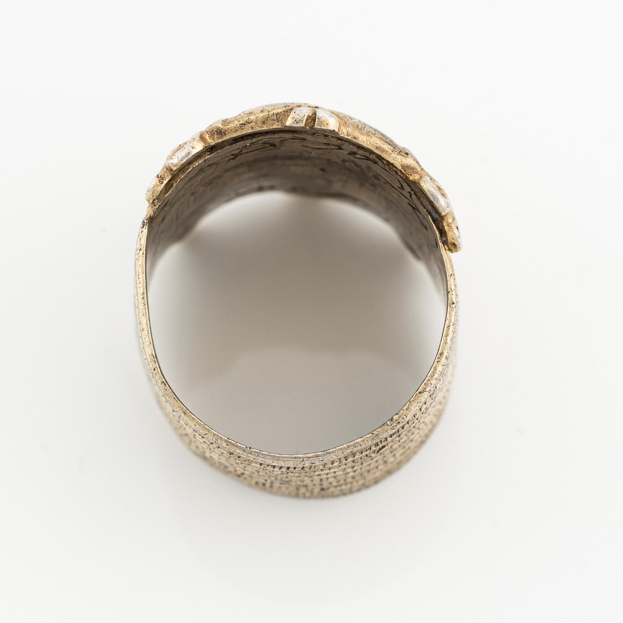 A presumably North European Renaissance silver-gilt 'fede' ring, 16th - 17th century.