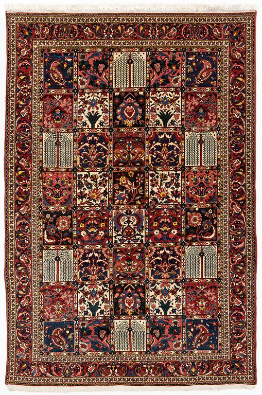 Matta, semiantik Bakthiari, ca 310 x 225 cm.