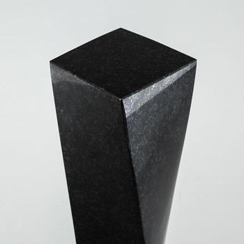 PÅL SVENSSON, a stone sculpture, signed and dated 01.