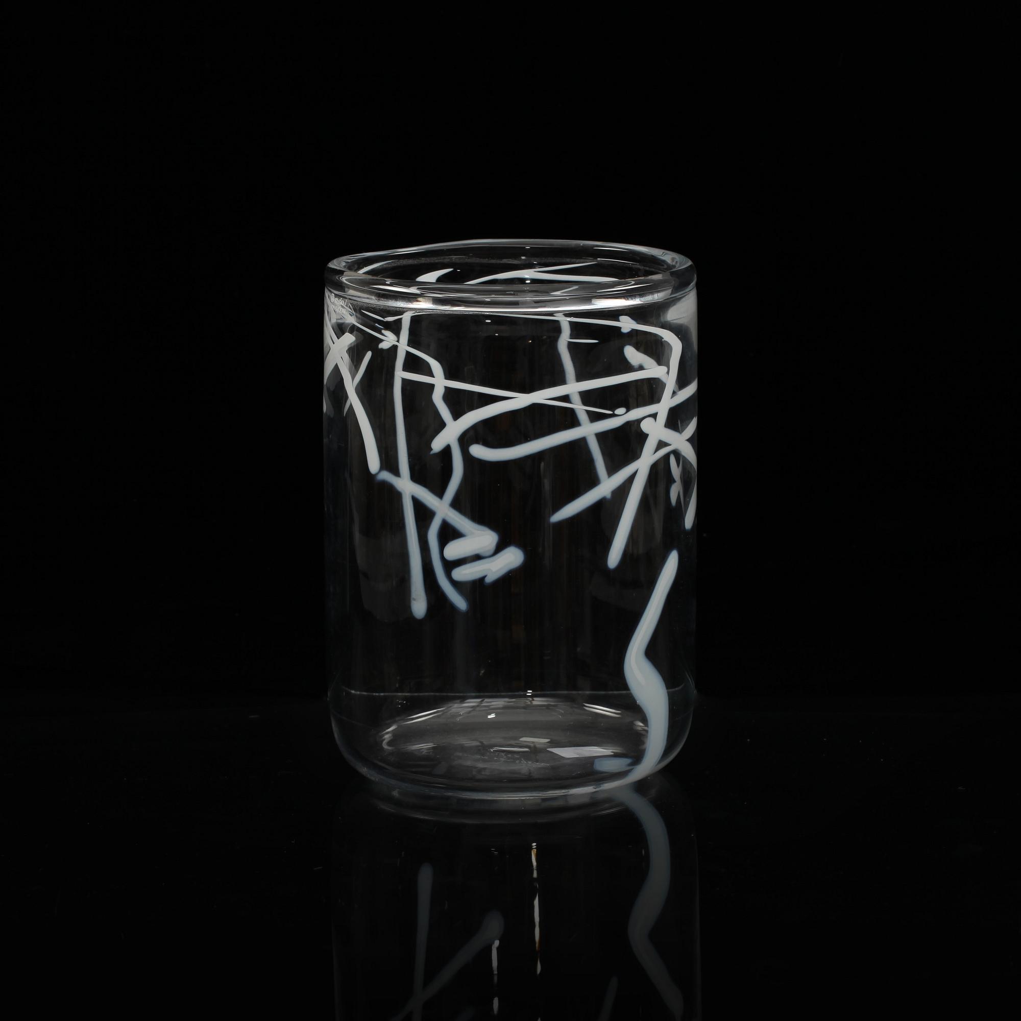 VAS, glas, Christian von Sydow, Smyge, sign, omkring år 2000.