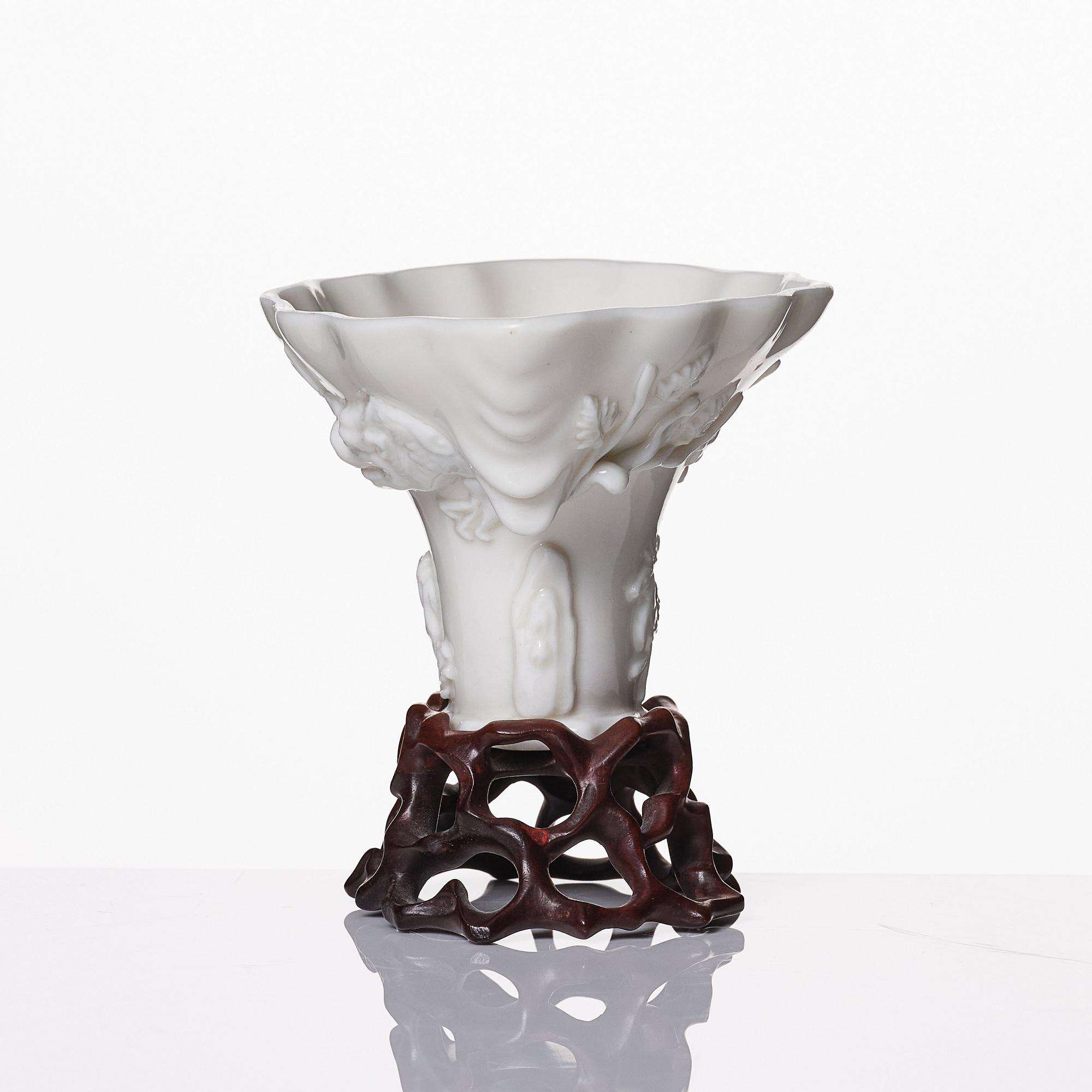 A Chinese blanc de chine libation cup, Qing dynasty, Kangxi (1662-1722).