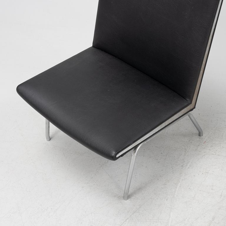 Hans J Wegner, a pair of 'Kastrup Airport Lounge Chair', Denmark.