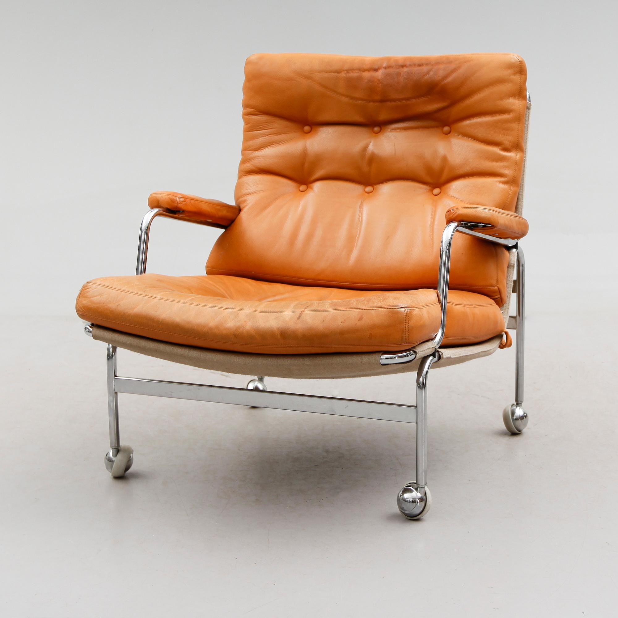 FÅTÖLJ, "Karin", Bruno Mathsson, DUX, 1900-talets andra hälft.