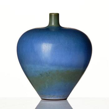Berndt Friberg, a stoneware vase, Gustavsberg Studio 1958.