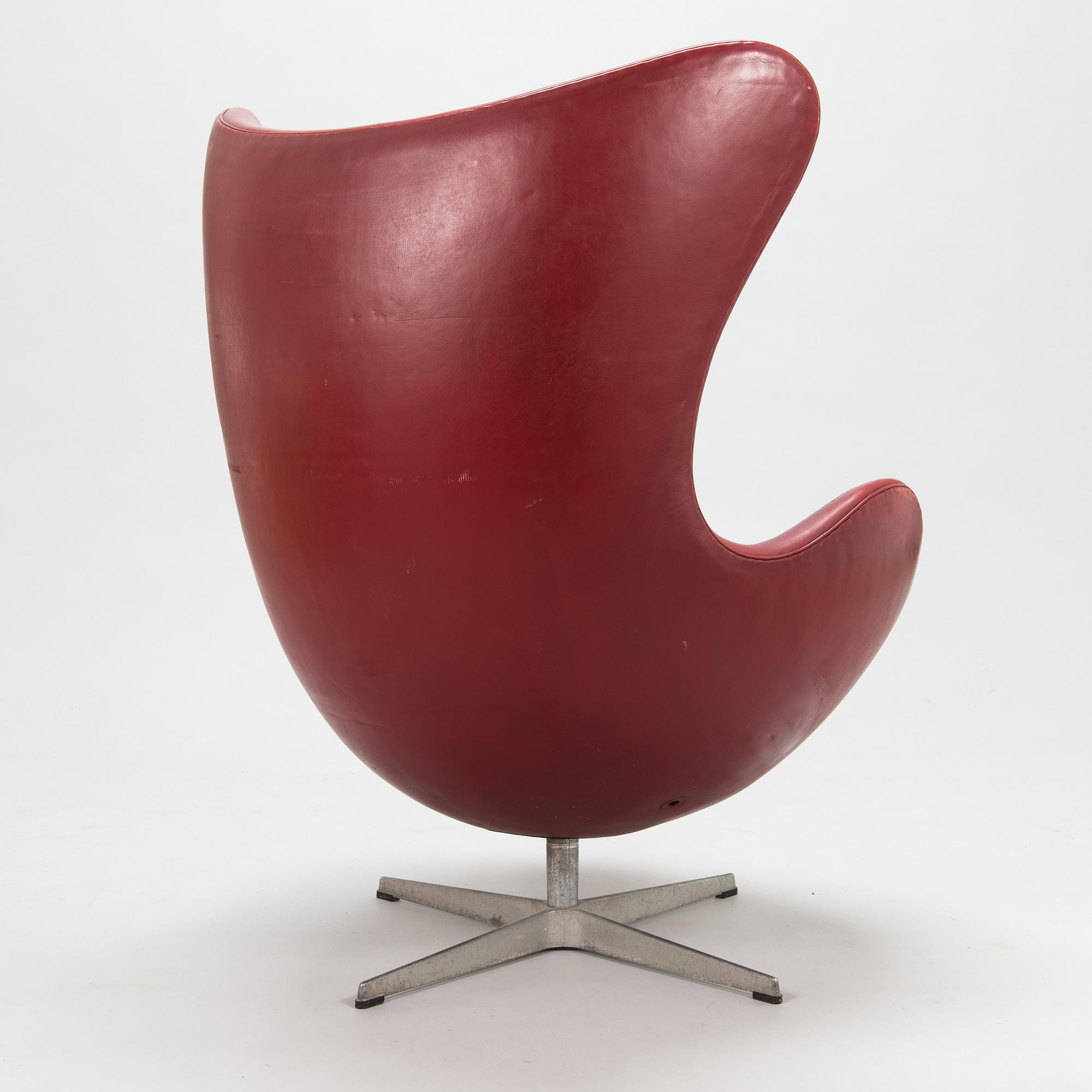 Arne Jacobsen, fåtölj, "Ägget/ The Egg Chair", Arne Jacobsen, Fritz Hansen, Danmark 2003.