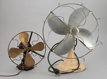 FLÄKTAR, 2 st, mässing, plåt och bakelit, 1900-talets första hälft.