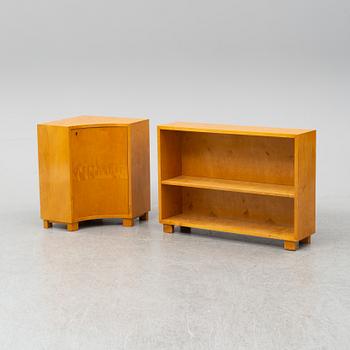 A funkis bookshelve with a corner cabinet, 1930s.