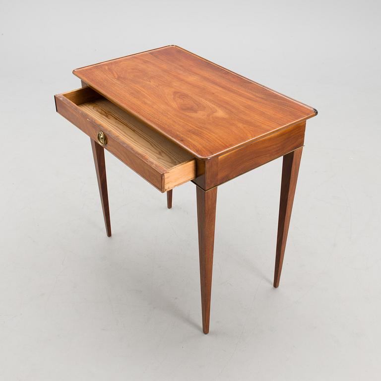 BORD, gustavianskt 1700-talets slut.