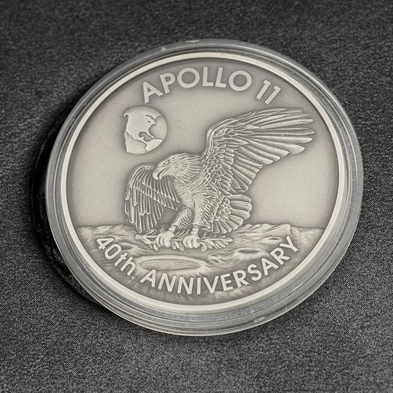 Omega, Speedmaster, Moonwatch, Professional, "Apollo 11 40th Anniversary", "Limited Edition", kronograf, ca 2010.
