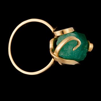 SMYCKESET, 4 delar, 18k guld med rå smaragder.