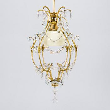 Lisa Johansson-Pape, a 1940s chandelier model 24 for Stockmann Orno.