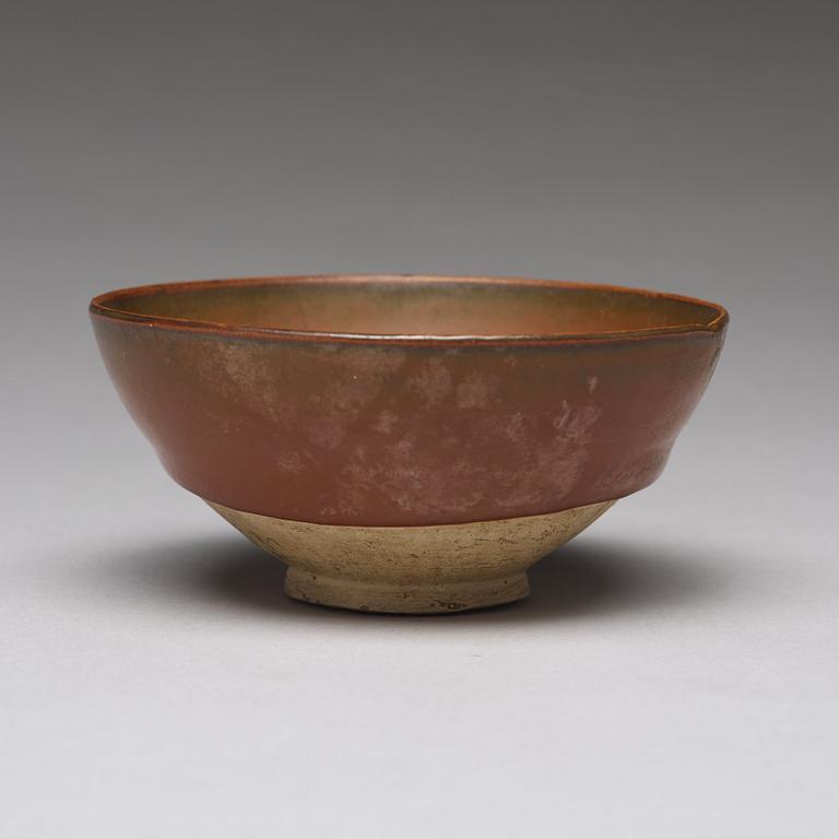 A brown glazed temmoku bowl, Henan, Song dynasty (960-1279).