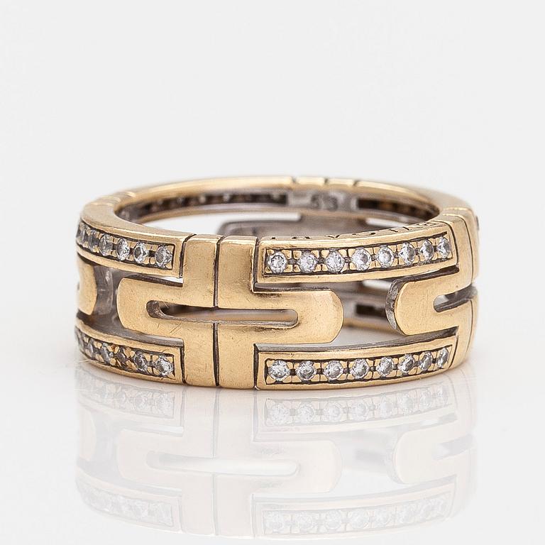 Bulgari, an 18K gold 'Parentesi' ring with diamonds, ca 0.25 ct in total.