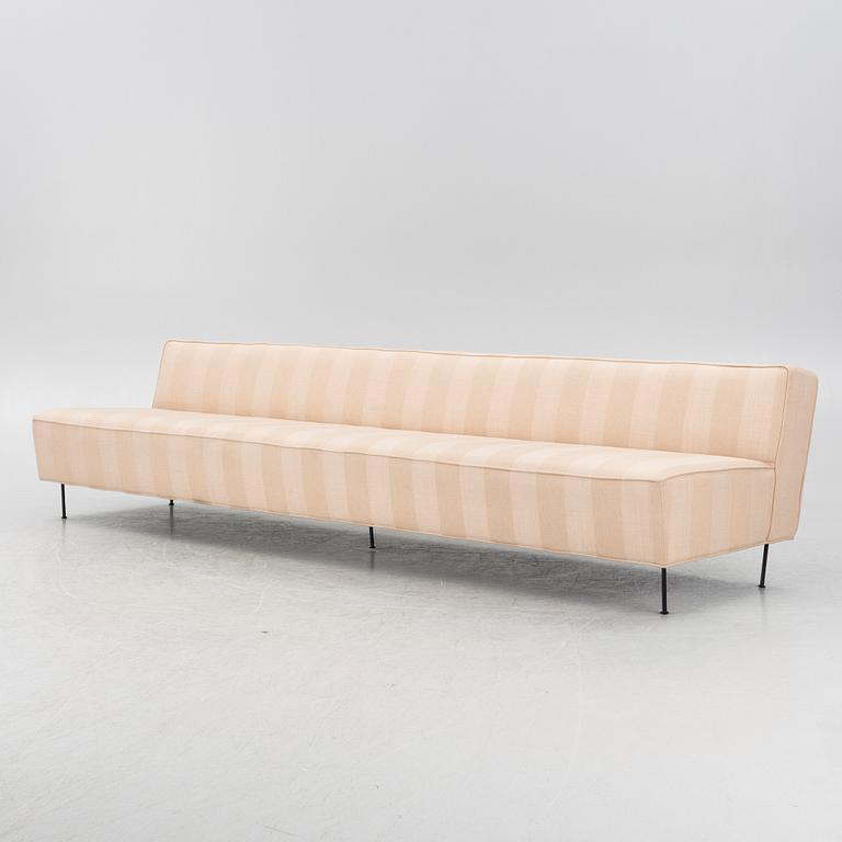 Greta Magnusson Grossman, soffa, "Modern Line", Gubi, Danmark, samtida.
