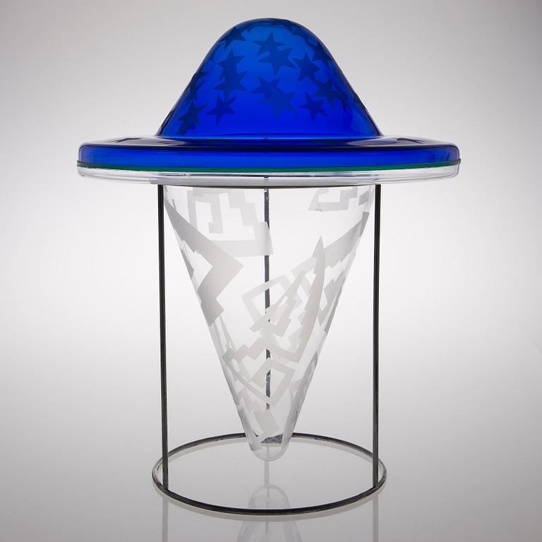 A glass sculpture "Under the Sky" signed Taru Syrjänen 1989 1/1 Iittala.