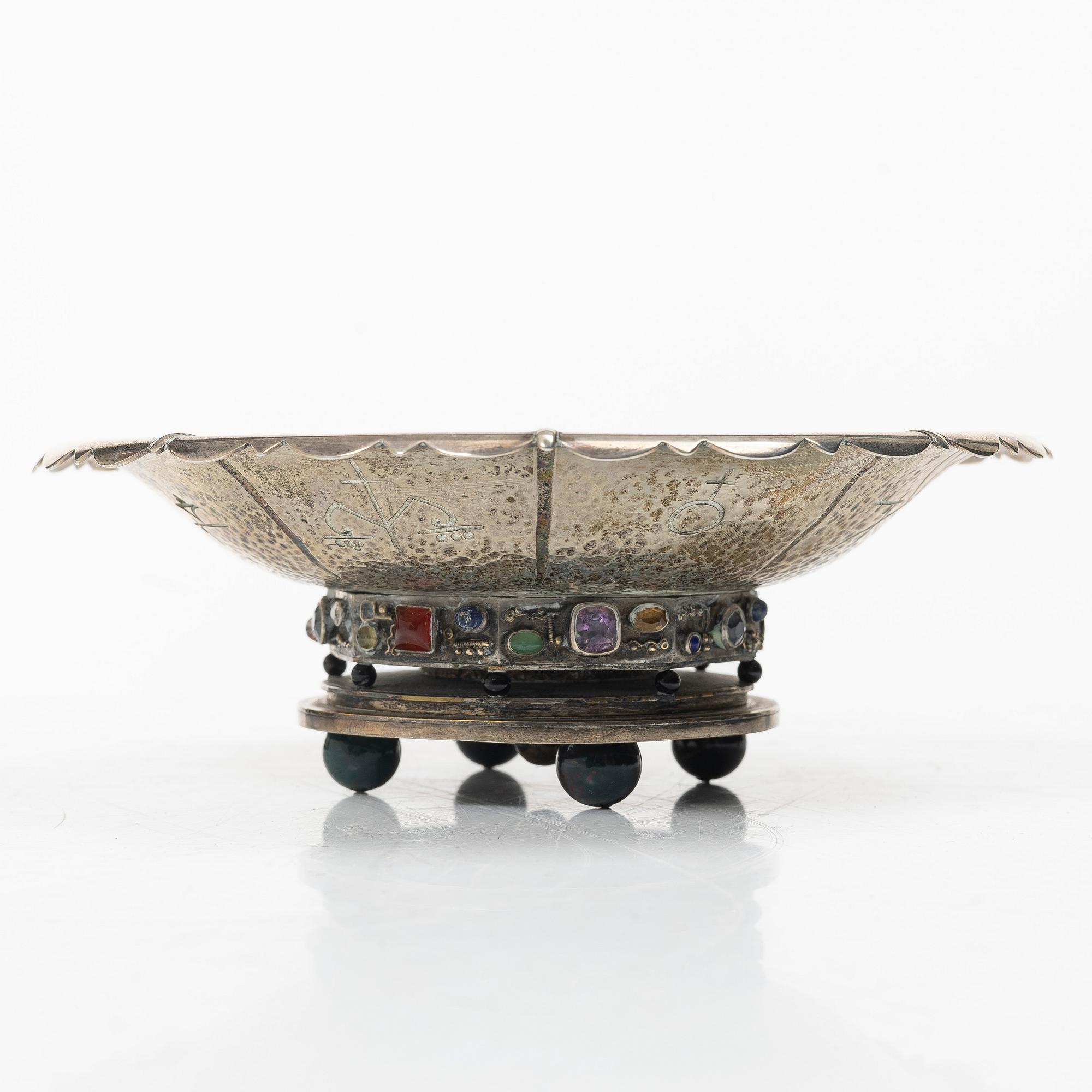 Bowl, silver, 20th century.