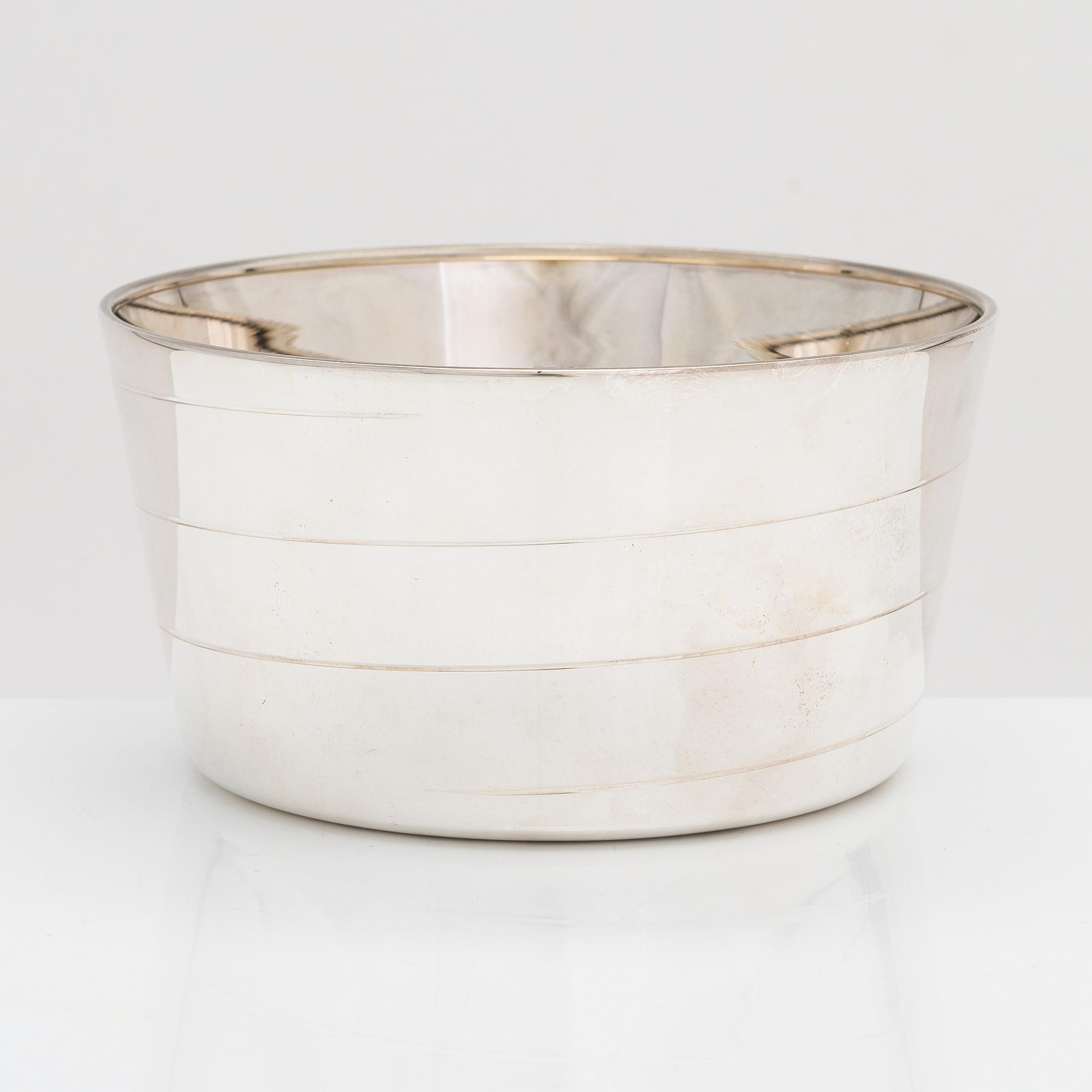 An Italian sterling silver bowl, Greggio, Padua.