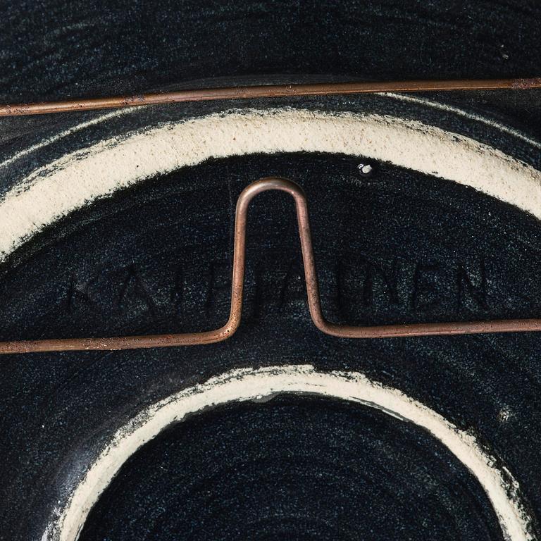 Birger Kaipiainen, a stoneware dish, Arabia, Finland 1970s.