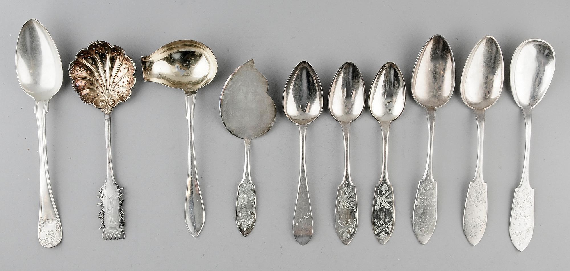 SAMLING SILVERFÖREMÅL, 10 del, silver. Vikt ca 439 g.