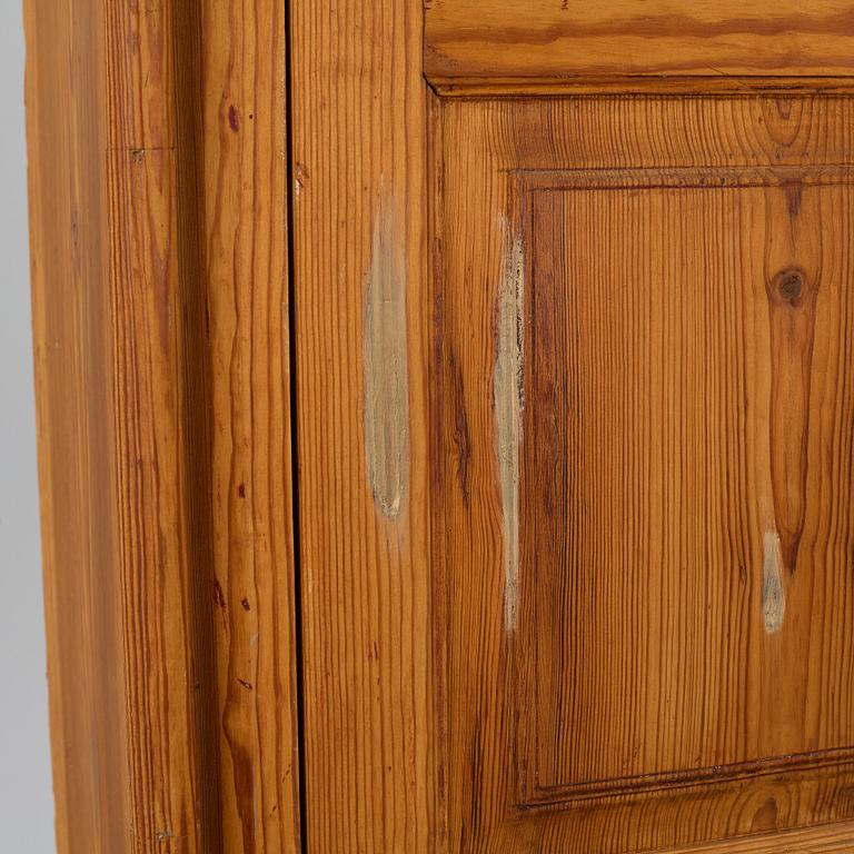 Cabinet, 18th century.