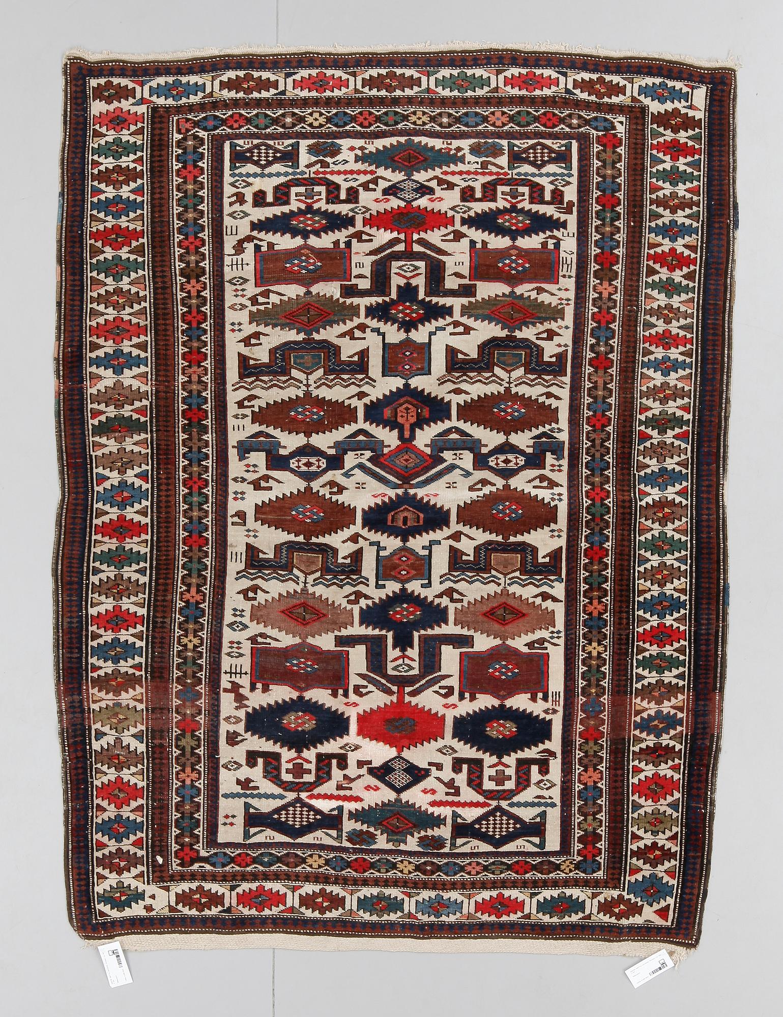 MATTA, semiantik, Shirwan. Ca 185 x 140.