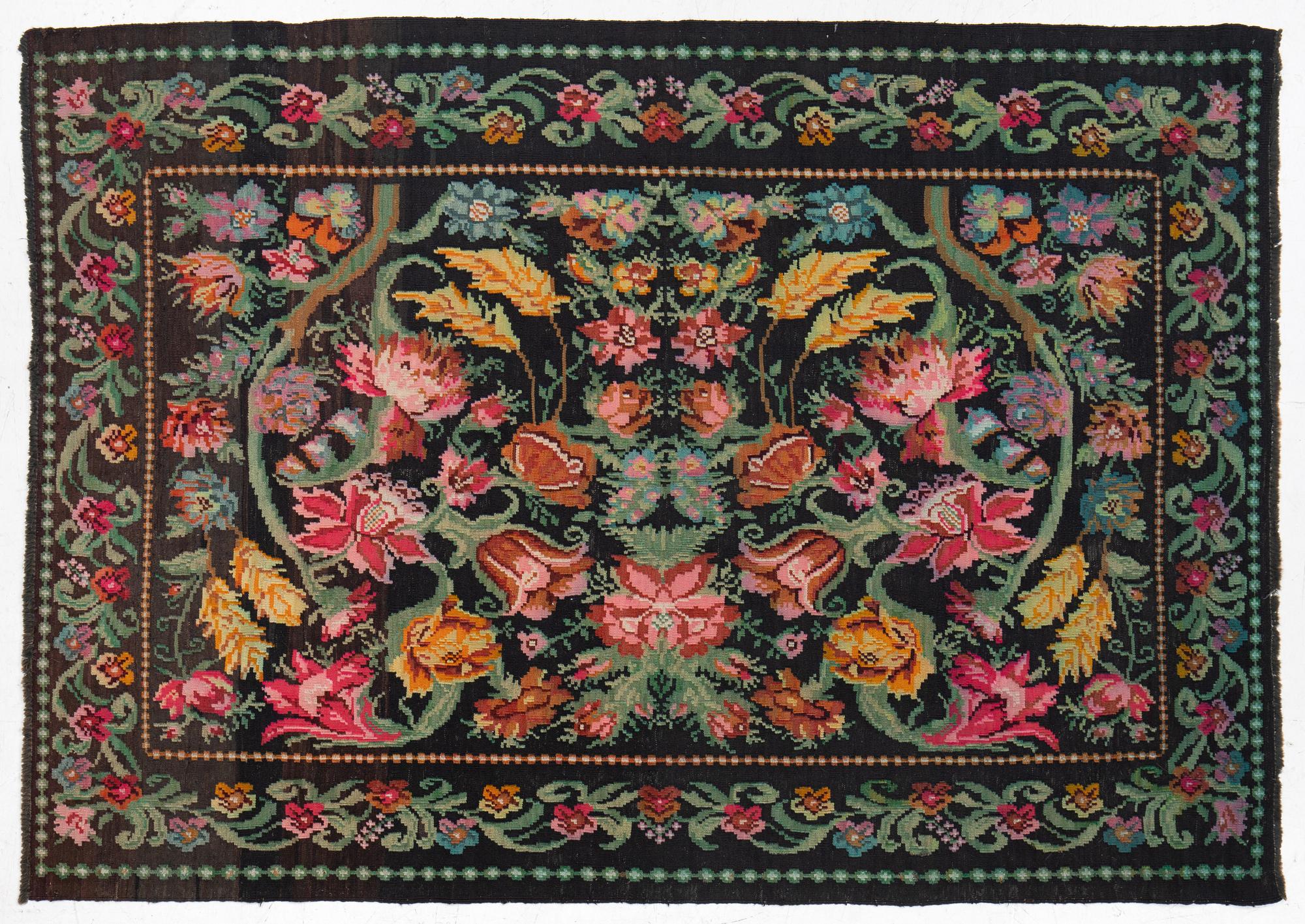 A Bessarabian kilim rug, c. 240 x 170 cm.