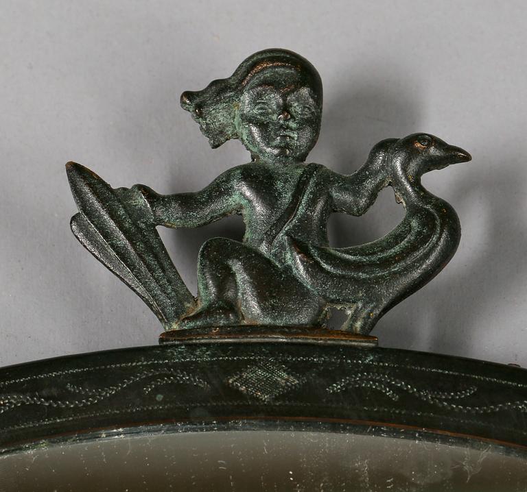 SPEGEL, brons, 1900-talets första kvartal.