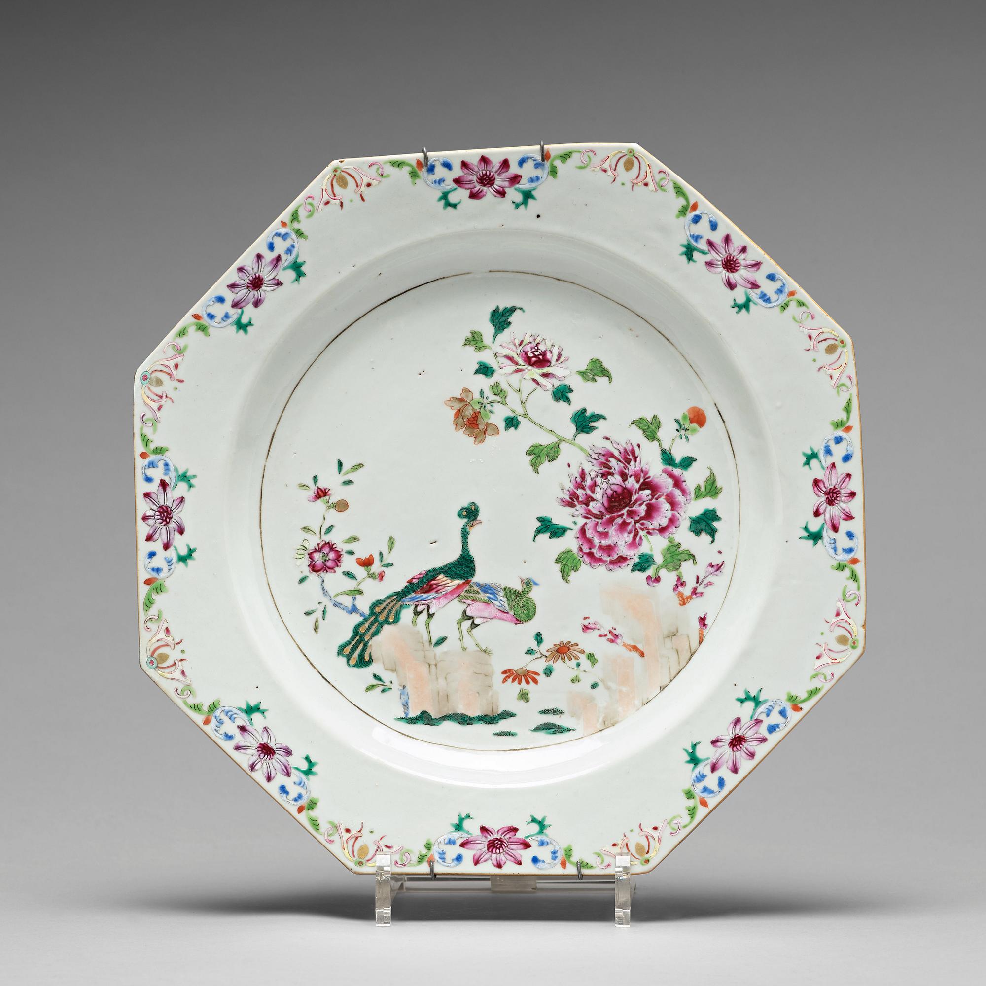 A famille rose double peacock dish, Qing dynasty, Qianlong (1736-95).