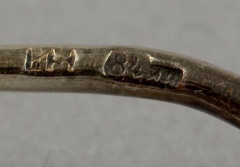 SALTKAR samt SKEDAR, silver, ett par. Ryssland, 1896-1908.