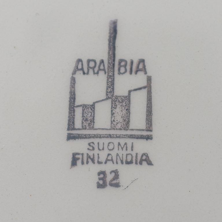 Dinnerware, 42 pieces, Arabia, Finland, 1932-1949.