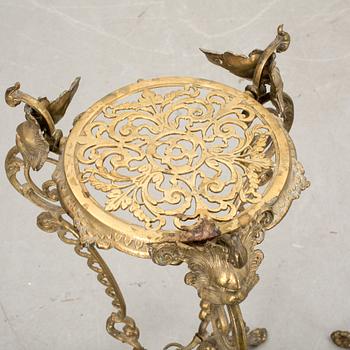 PIEDESTALER, ett par, nyrokoko, 1800/1900.