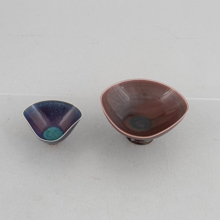 Berndt Friberg, skålar, 2 st, stengods, Gustavsbergs Studio, 1971-75.