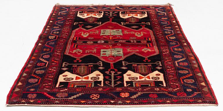 Matta, Nordvästpersisk, ca 255 x 148-153 cm.