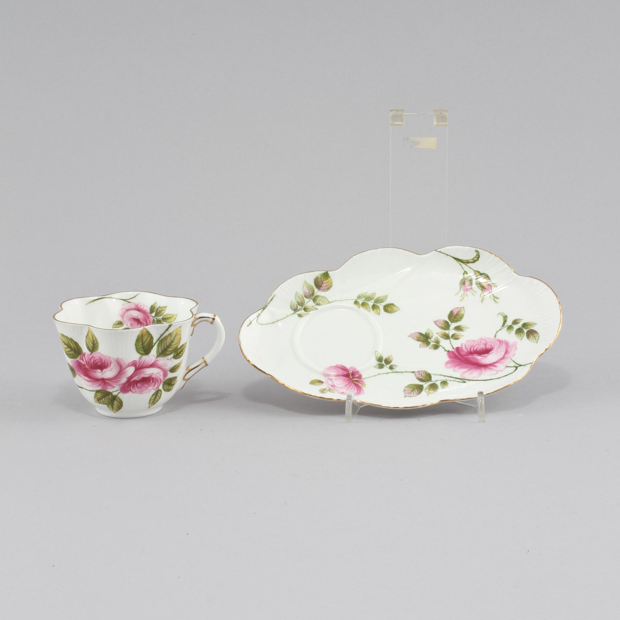 KAFFEKOPPAR med FAT, 11 st, benporslin, Rambler Rose, Shelley, England, omkring 1900-talets mitt.