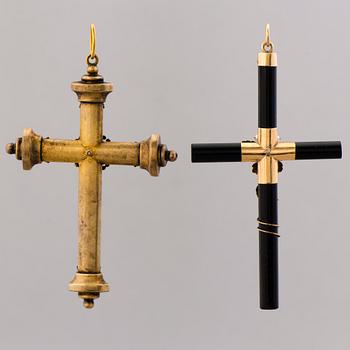 KORS / HÄNGEN, 2 st, 14K guld, pärlor och svart blyglas.