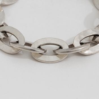 A braclet by Ray Urban, Stockholm, 1994.