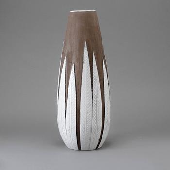 GOLVVAS, stengods, "Paprika", Anna-Lisa Thomson, Upsala Ekeby, i produktion 1951-1969.