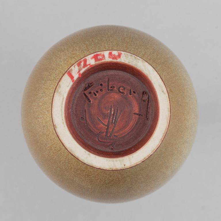 Berndt Friberg, a stoneware vase, Gustavsberg studio, Sweden 1962.