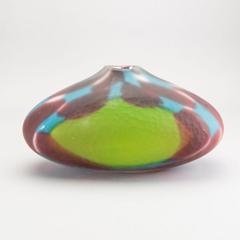 Salvadore & Ferro, , a signed glass vase Österlen's glasshytta and Åhus glashytta 2016.