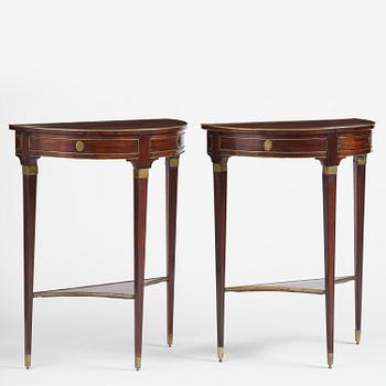 A pair of late Gustavian mahogany consoles in the manner of A. Lundelius, Stochkolm, late 18th century.
