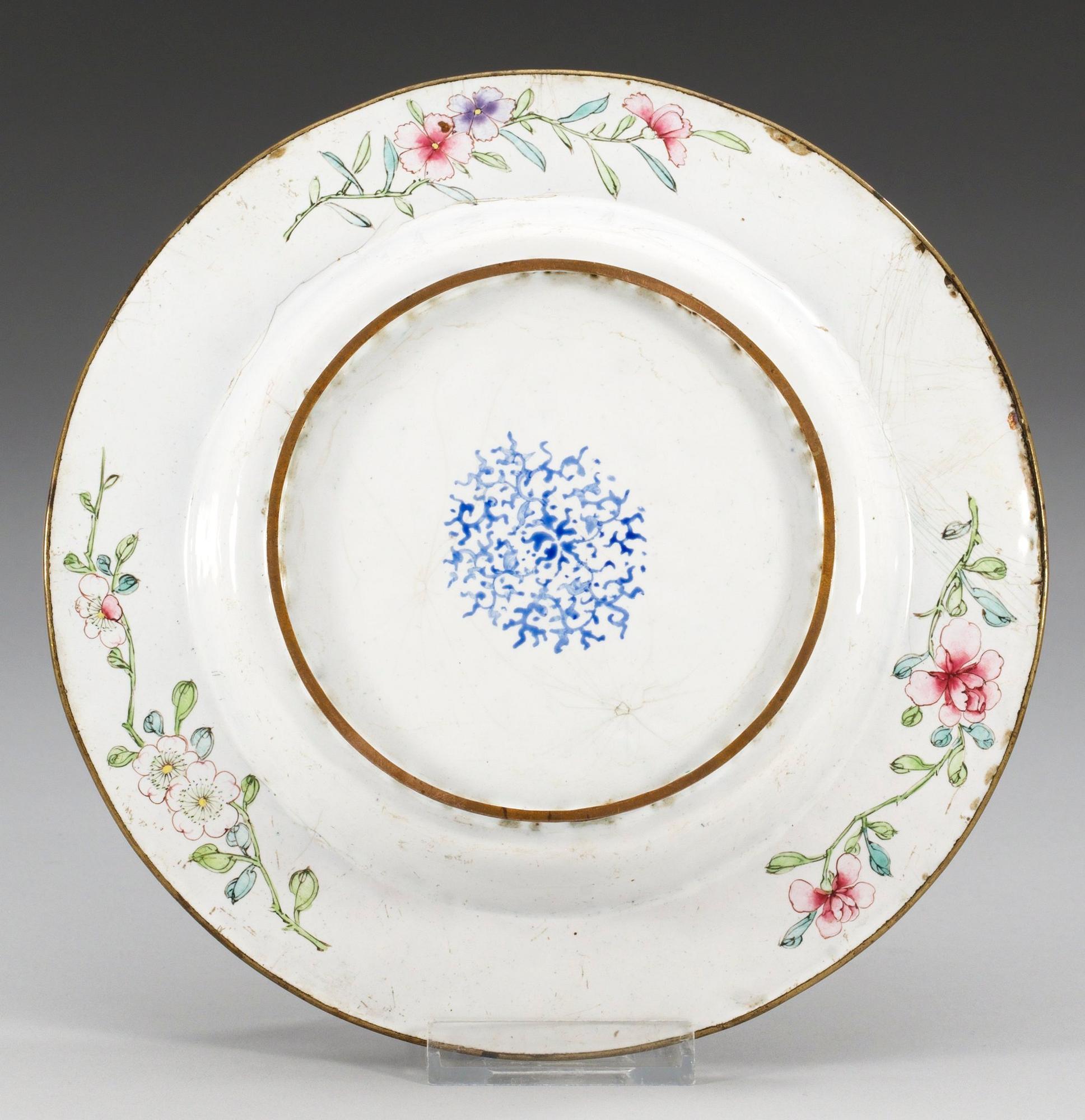 TALLRIK, emalj på koppar. Qing dynastin, Qianlong (1736-95).
