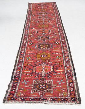 Gallery carpet, Hamadan Karaji, 425 x 77 cm.