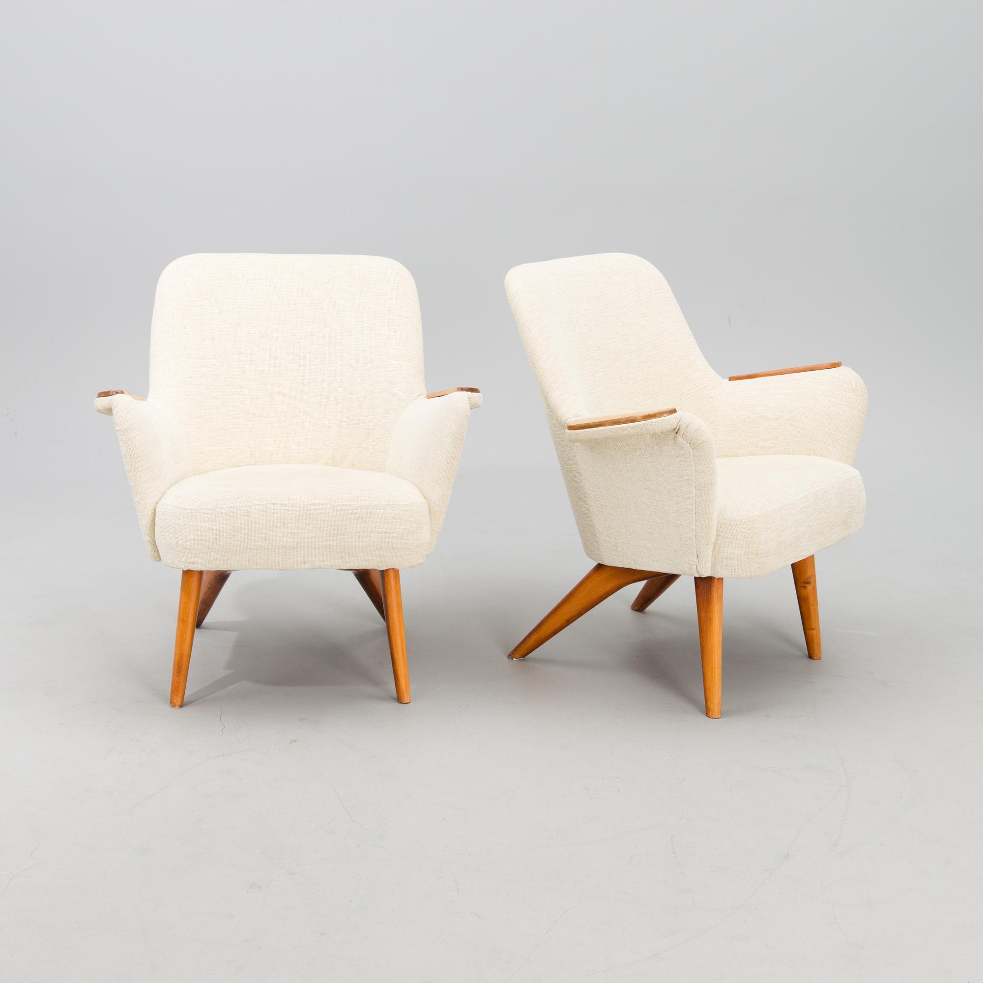 Carl Gustaf Hiort af Ornäs, a mid-20th century, three piece 'Pedro' sofa suite, Puunveisto Oy - Träsnideri Ab.