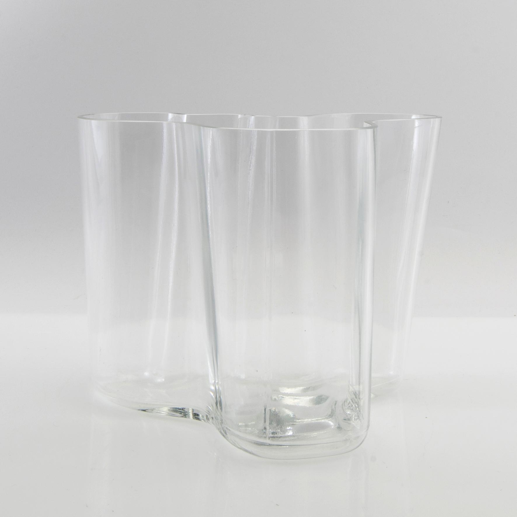 Alvar Aalto, vase model no. 3030 signed Alvar Aalto, Iittala Finland.