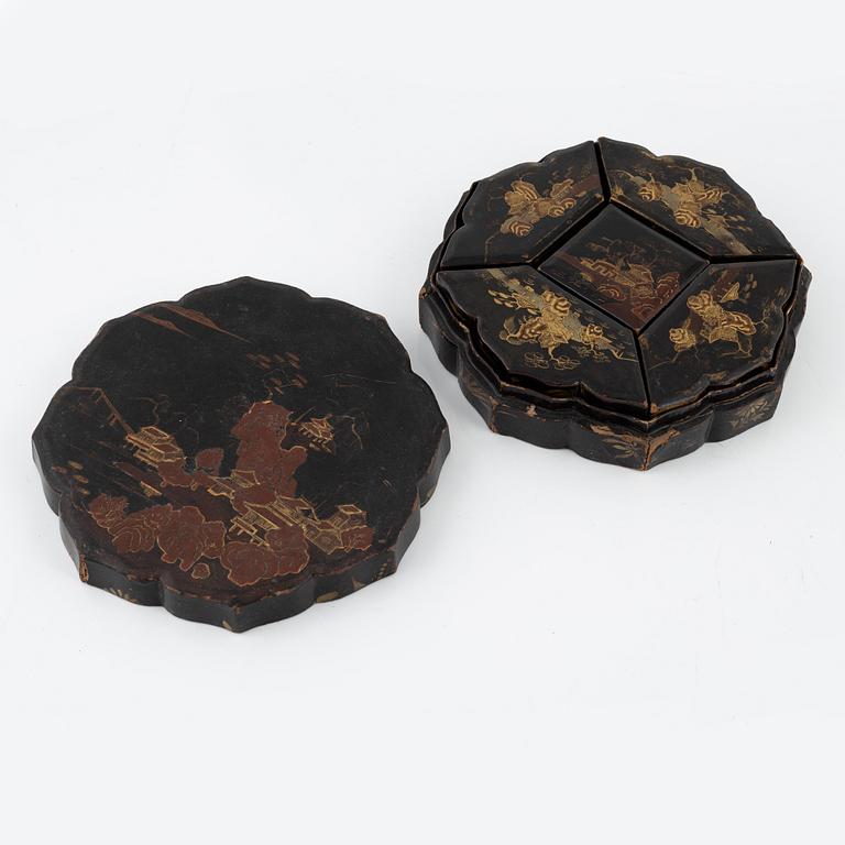 A lacquer casket and lacquer lidded box, China, 19th century.